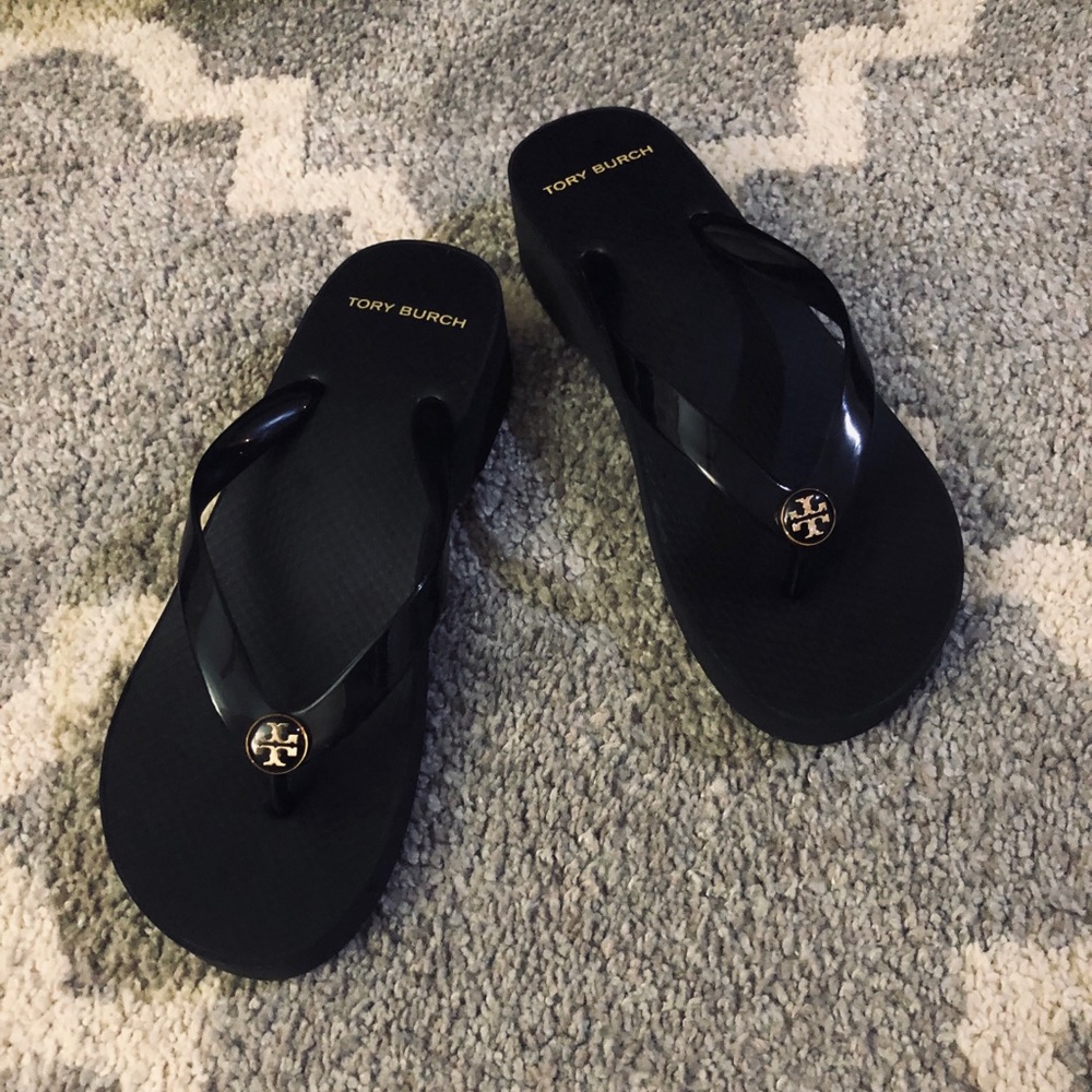 Brand new Tory Burch wedge flip flop size 8